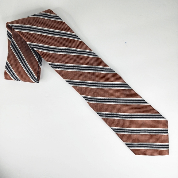 JOS. A. BANK Brown Stripe Silk Tie. - Picture 2 of 7